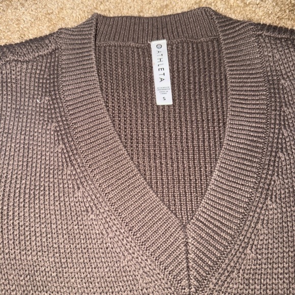 Athleta Gray V-Neck Chunky Knit Sweater - Picture 2 of 7